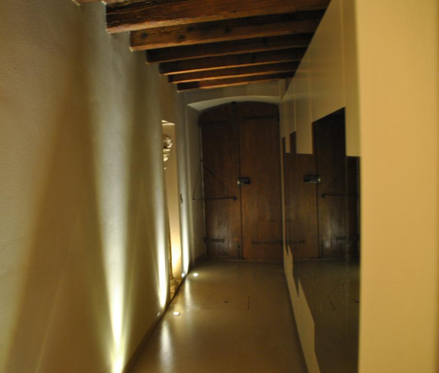 Hotel Dietro L'Angolo Brescia Exterior foto