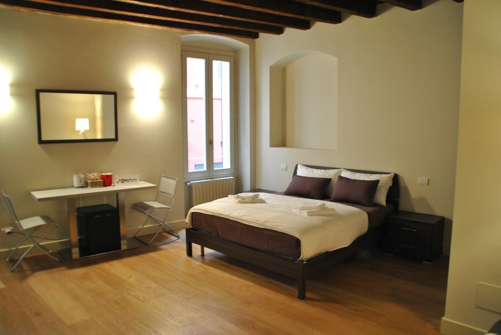 Hotel Dietro L'Angolo Brescia Zimmer foto